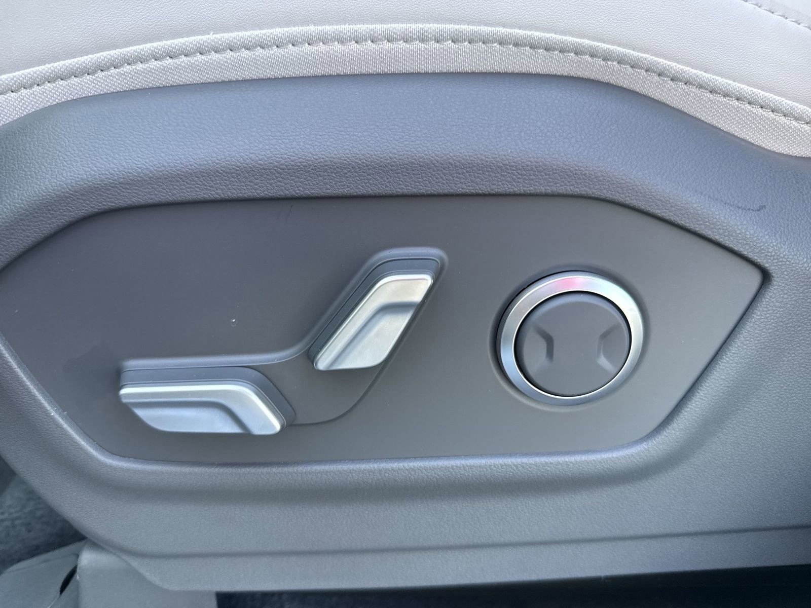 New 2026 Hyundai Santa Fe SEL image 15