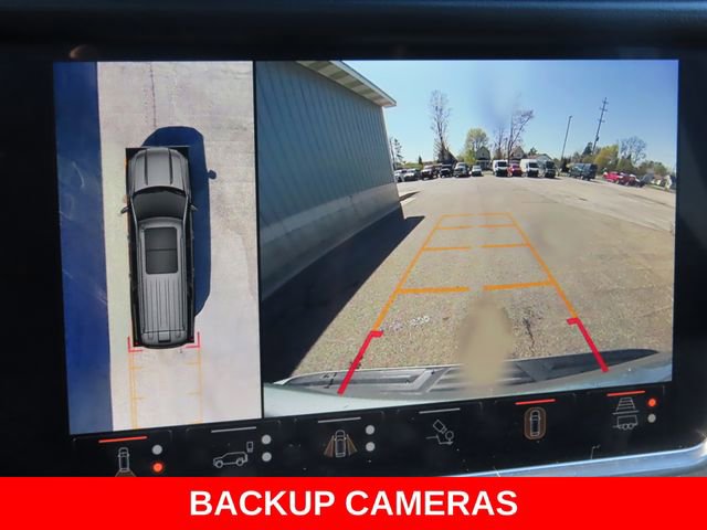 Used 2024 GMC Yukon XL Denali w/ Advanced Technology Package AWD/4WD image 6
