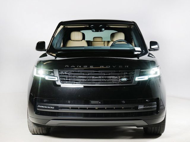Used 2026 Land Rover Range Rover SE AWD/4WD image 8