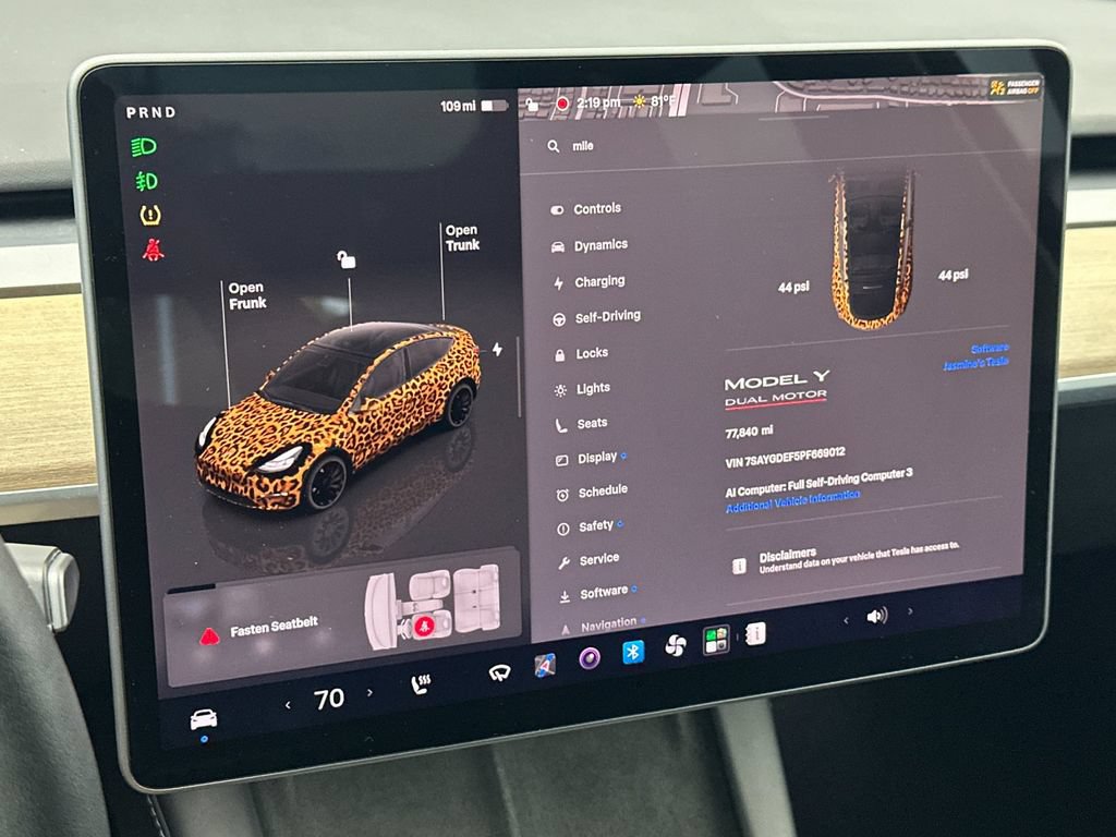 Used 2023 Tesla Model Y Performance AWD/4WD image 23