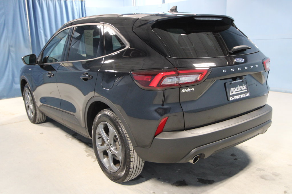 Used 2025 Ford Escape ST-Line Select AWD/4WD image 26