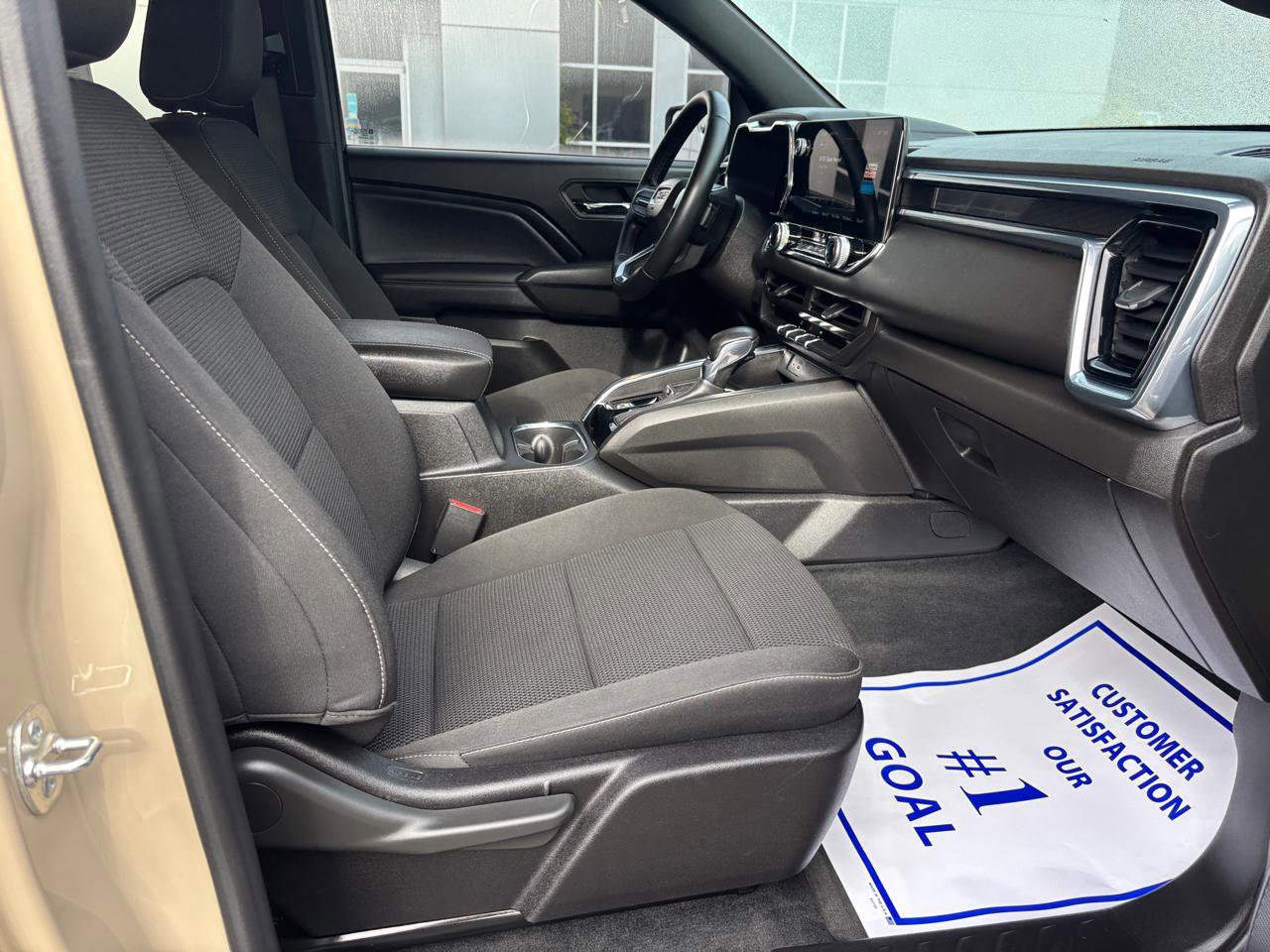 Used 2024 GMC Canyon Elevation w/ Convenience Package image 14