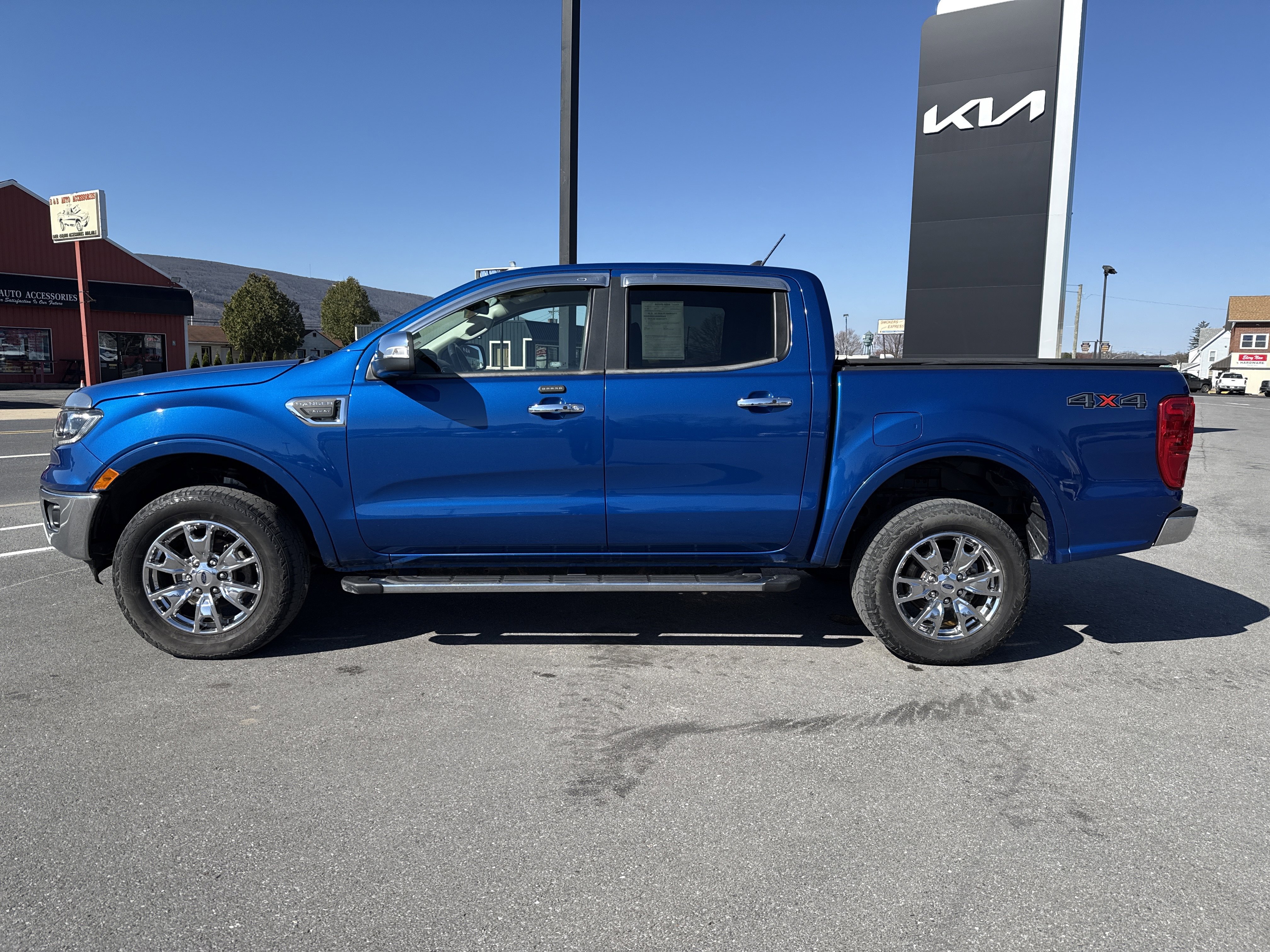 Used 2020 Ford Ranger Lariat w/ Equipment Group 501A Mid image 7