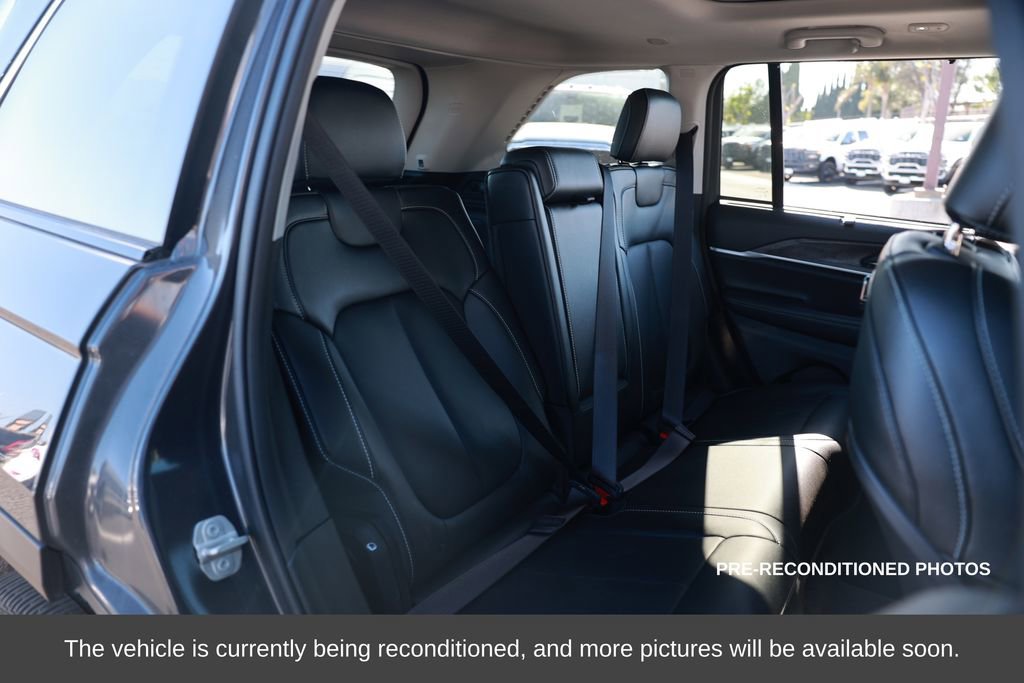 Used 2024 Jeep Grand Cherokee Limited 4xe w/ Luxury Tech Group II image 13