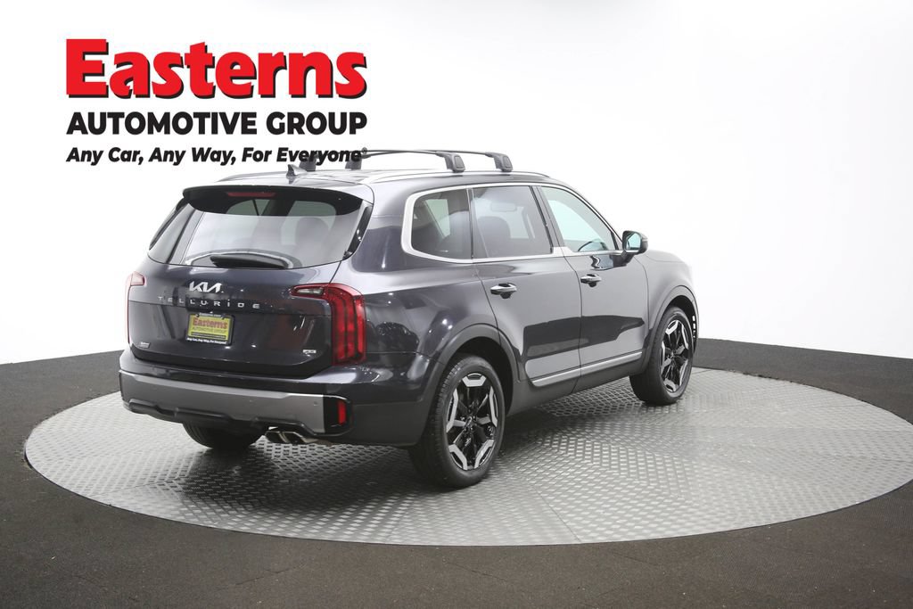 Used 2025 Kia Telluride S AWD/4WD image 41