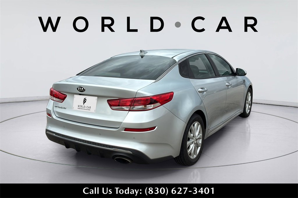 Used 2020 Kia Optima LX image 14