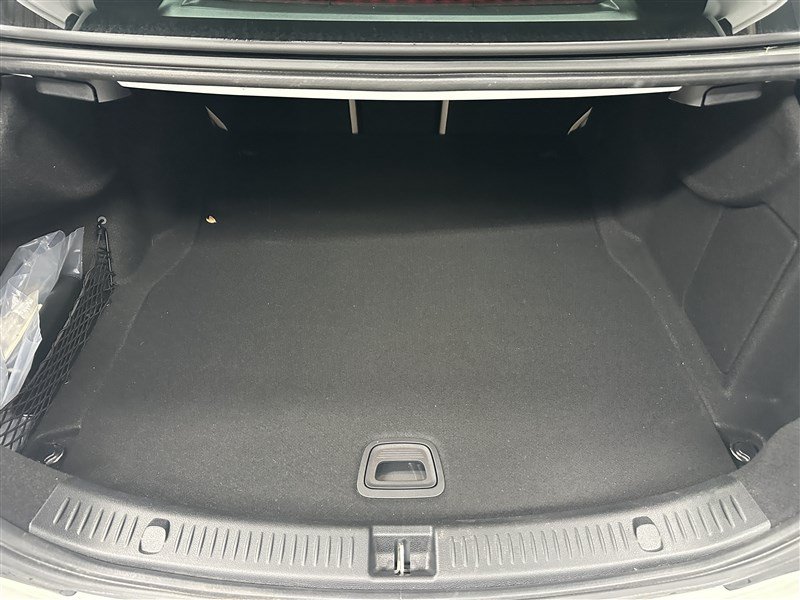 Used 2023 Mercedes-Benz E 350 4MATIC Sedan image 14