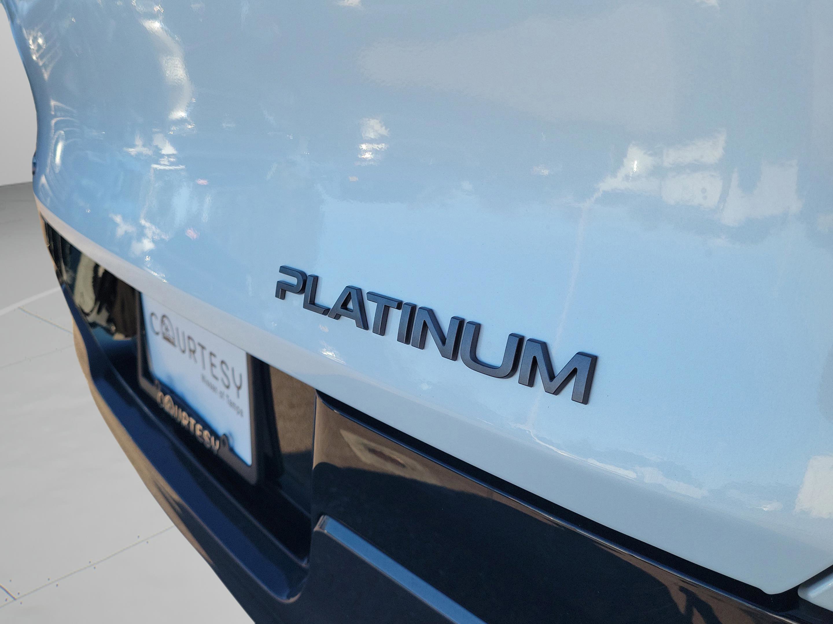 Certified 2025 Nissan Murano Platinum w/ Cargo Package image 37