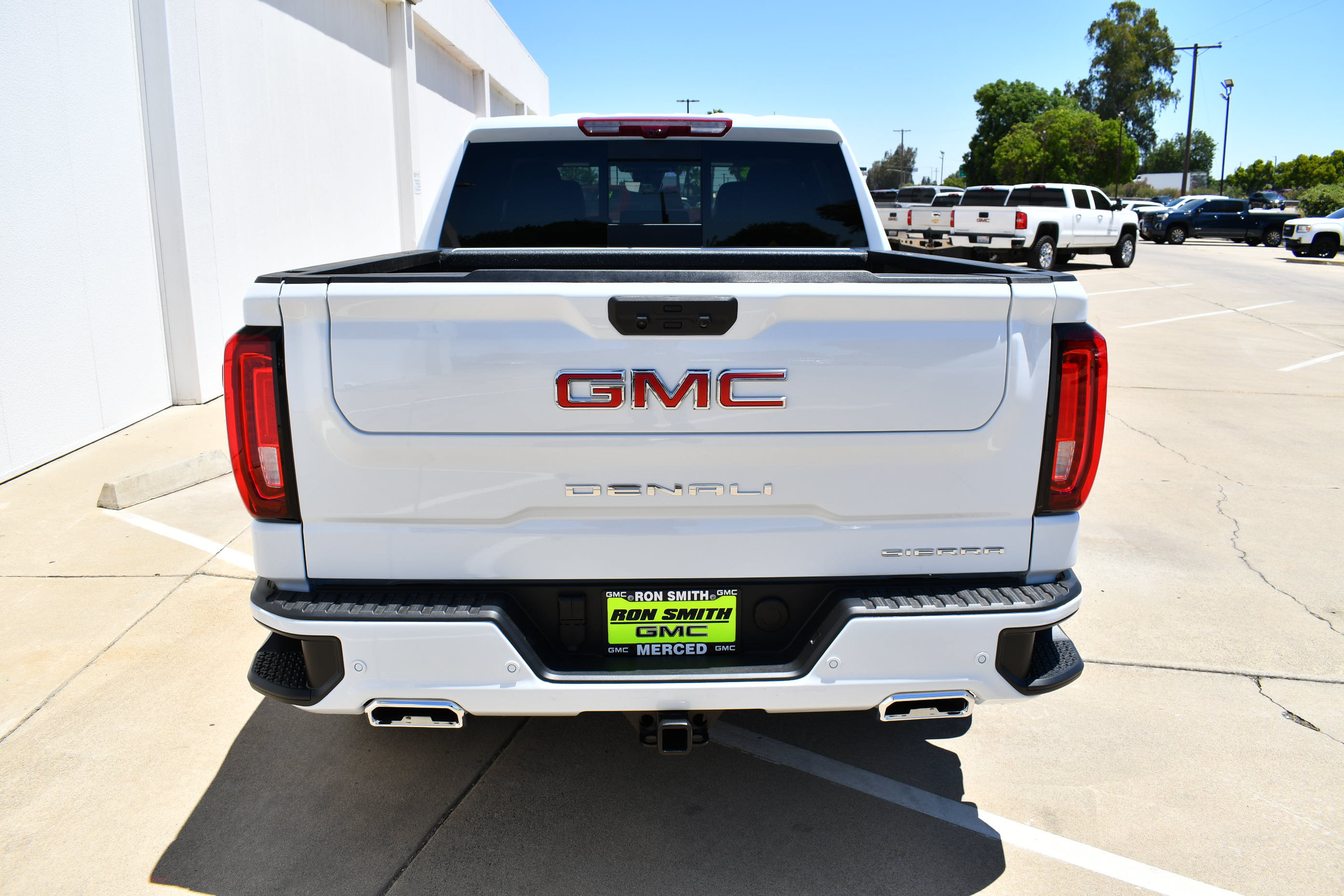 New 2026 GMC Sierra 1500 Denali w/ Denali Reserve Package AWD/4WD image 10
