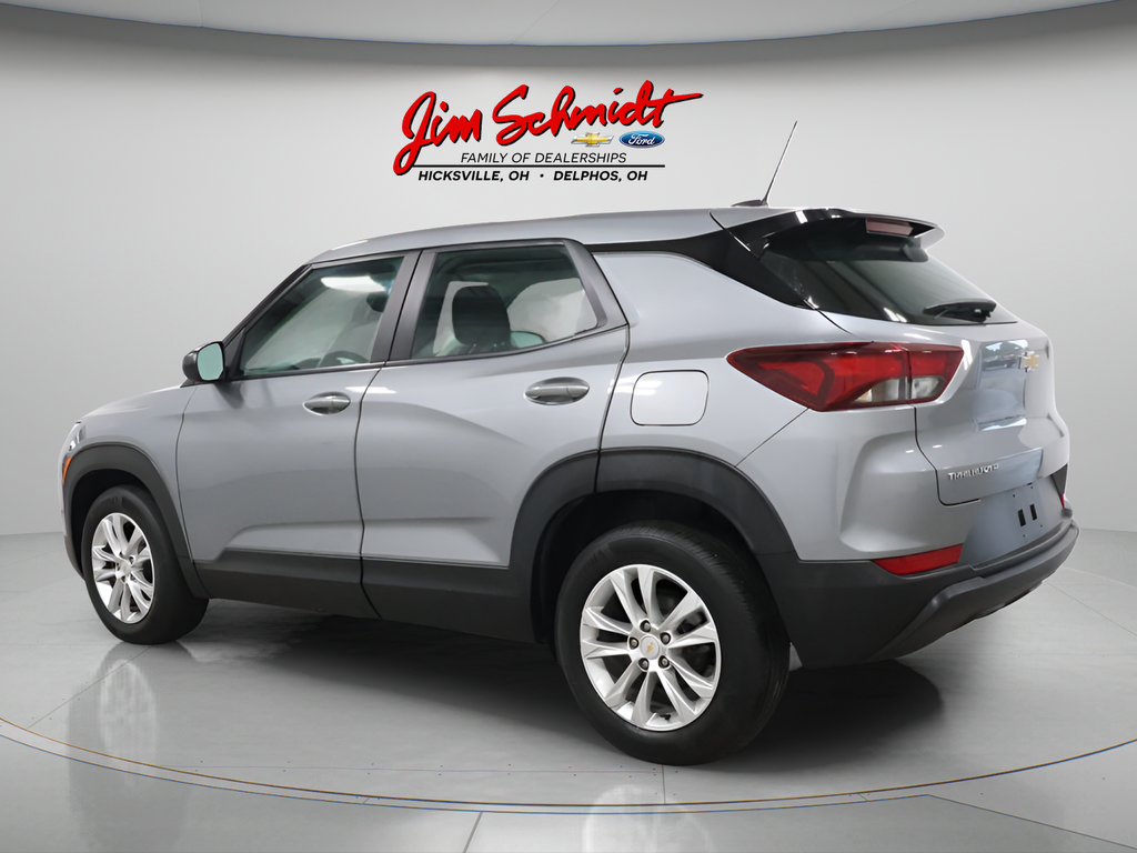 Used 2023 Chevrolet TrailBlazer LS FWD image 3