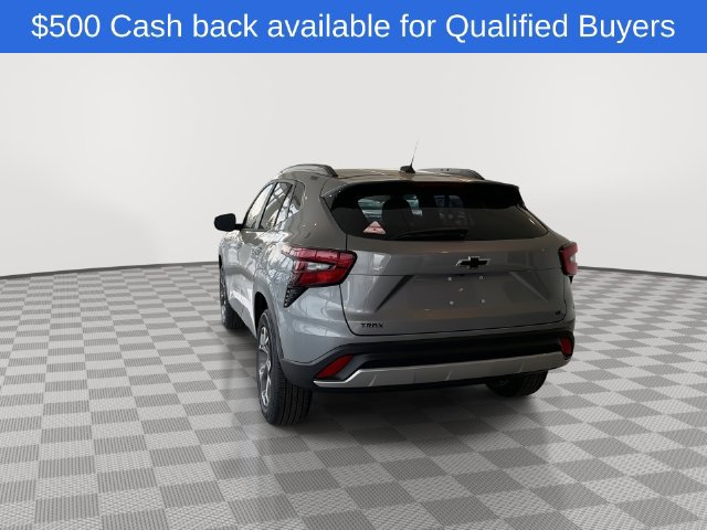New 2026 Chevrolet Trax LT w/ Driver Confidence Package FWD image 8