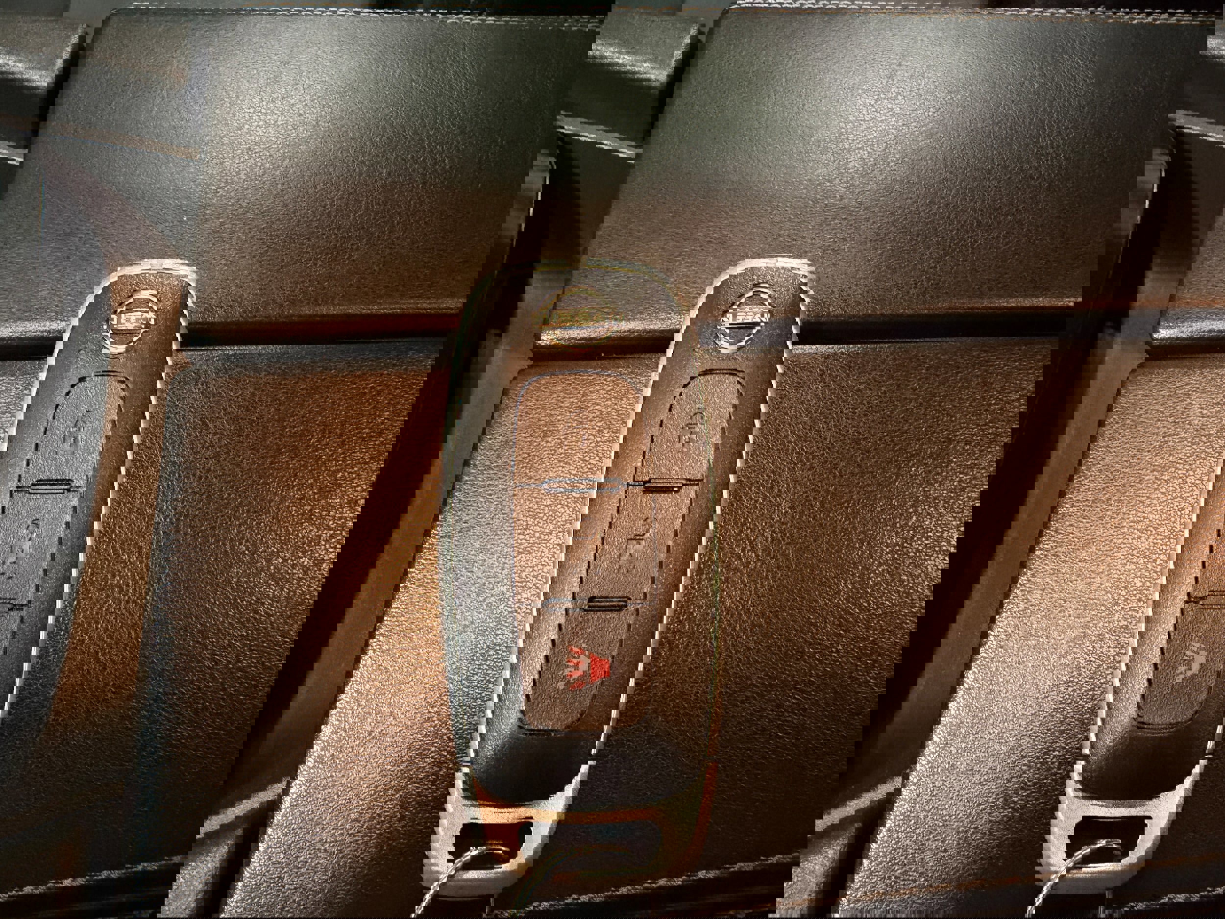 Used 2024 Nissan Rogue S image 30