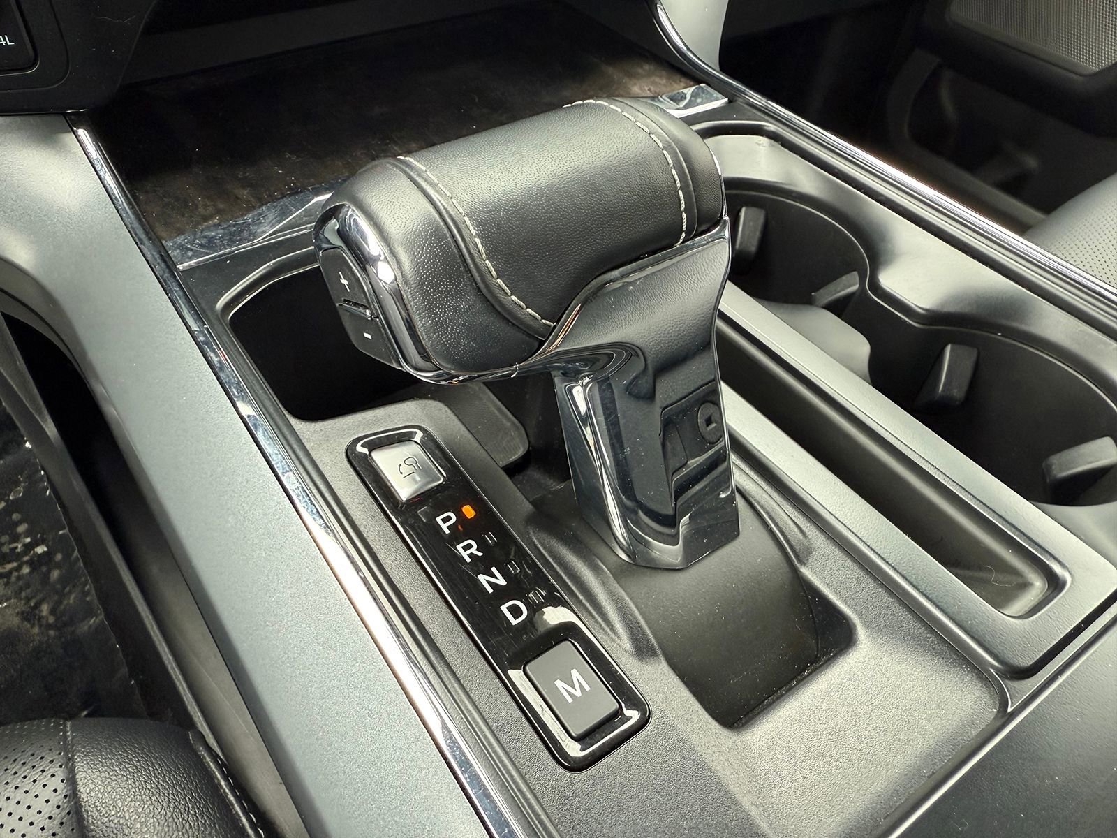 Used 2023 Ford F150 Lariat w/ Trailer Tow Package image 25