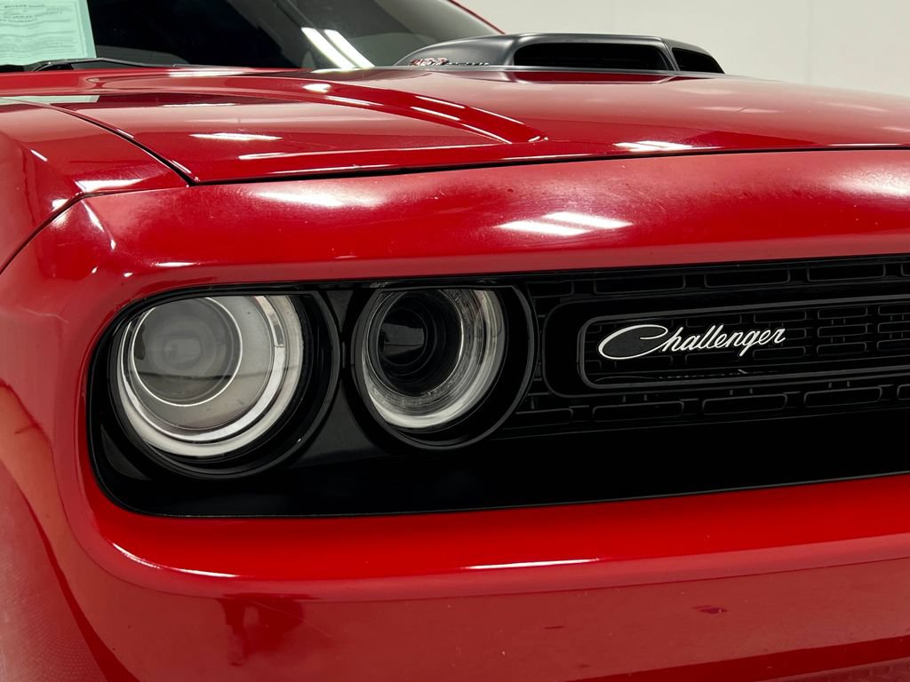 Used 2016 Dodge Challenger R/T Scat Pack RWD image 41