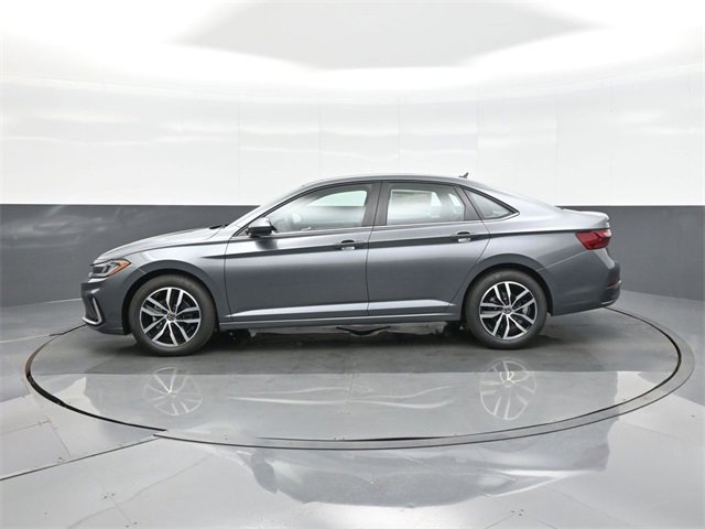 New 2026 Volkswagen Jetta SE image 4