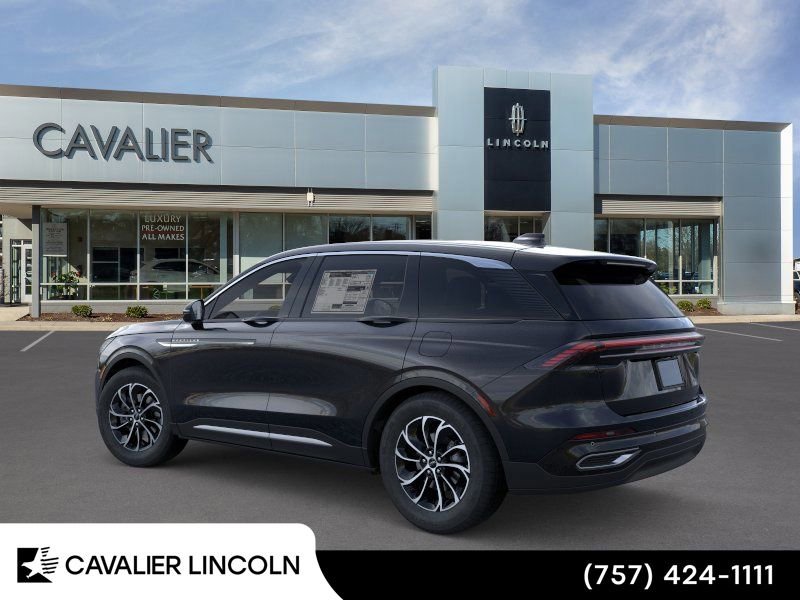 Used 2026 Lincoln Nautilus Premier w/ Equipment Group 102A image 4