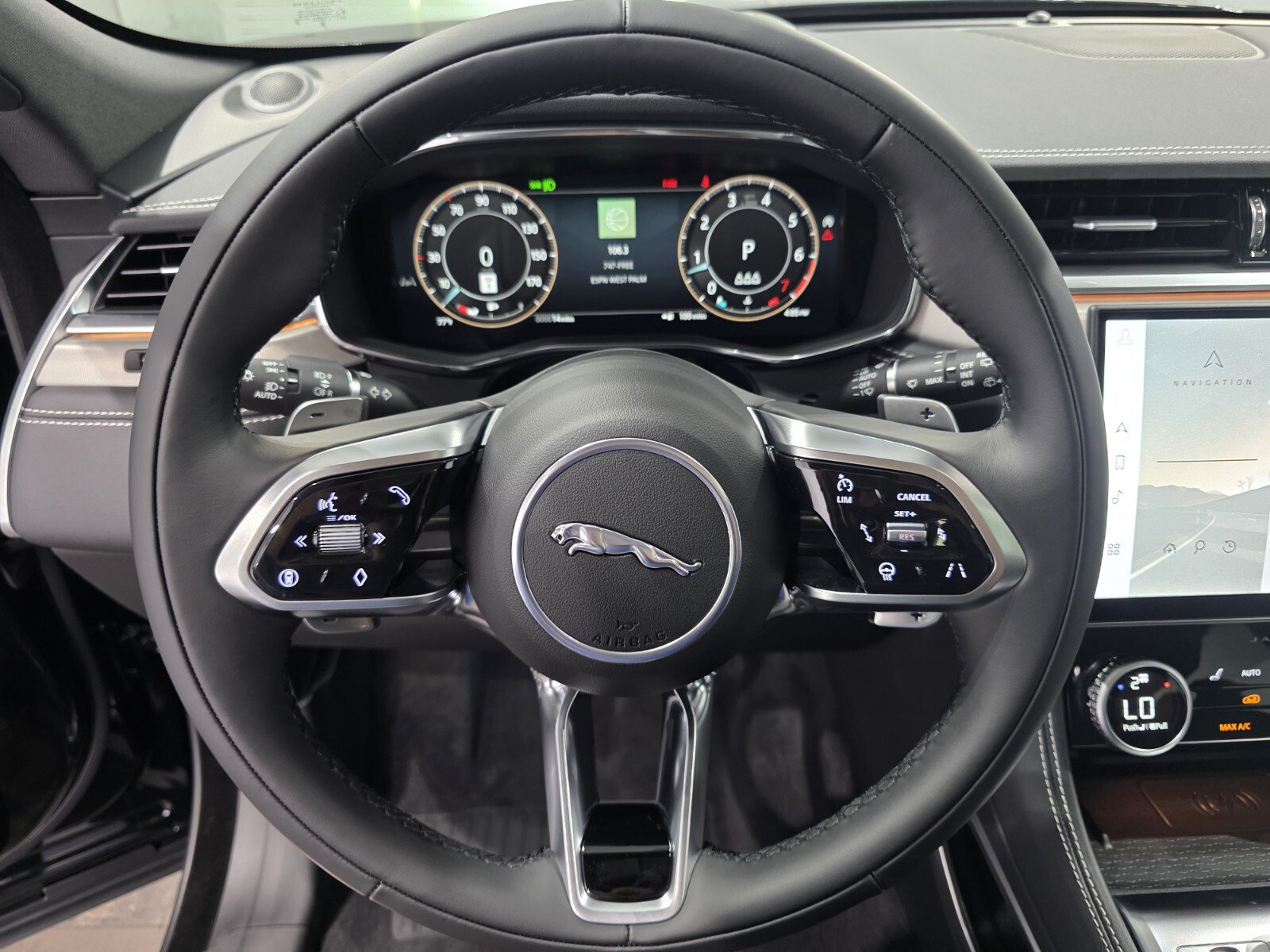 New 2026 Jaguar F-PACE R-Dynamic S AWD/4WD image 14