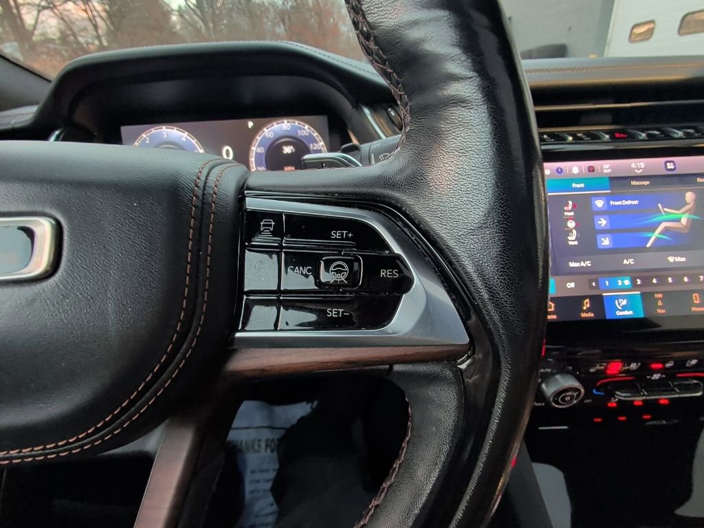 Certified 2022 Jeep Grand Cherokee Summit w/ Adv Protech Group IV image 20