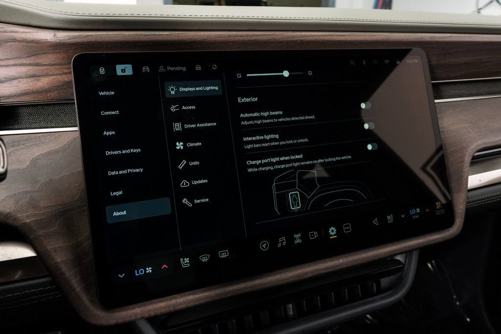 Used 2022 Rivian R1T Launch Edition image 30