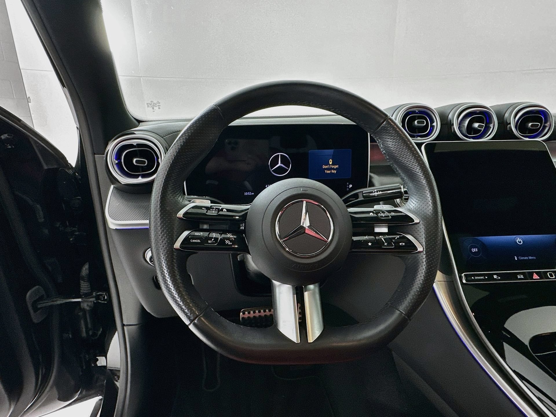 Certified 2025 Mercedes-Benz GLC 300 4MATIC image 12