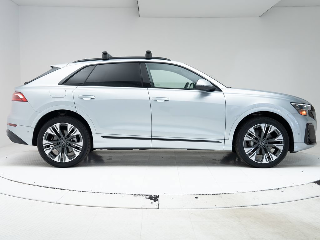 Certified 2025 Audi Q8 Premium Plus w/ Premium Plus Package AWD/4WD image 30