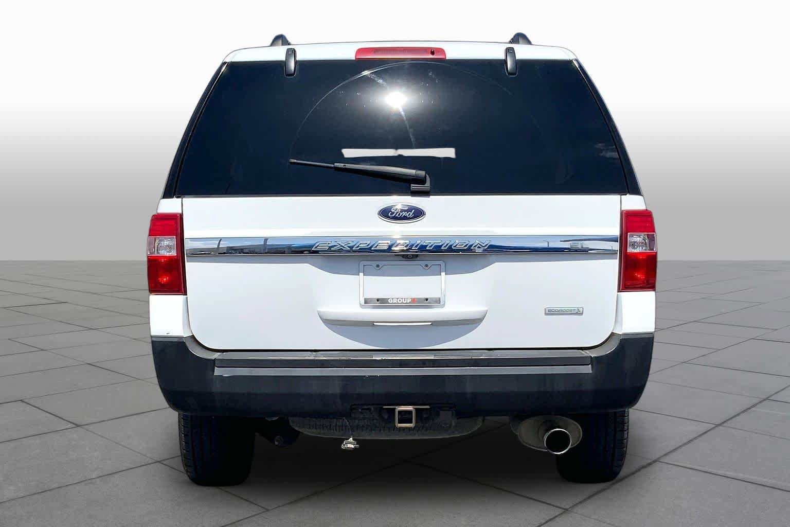 Used 2017 Ford Expedition EL XL w/ Equipment Group 101A image 4