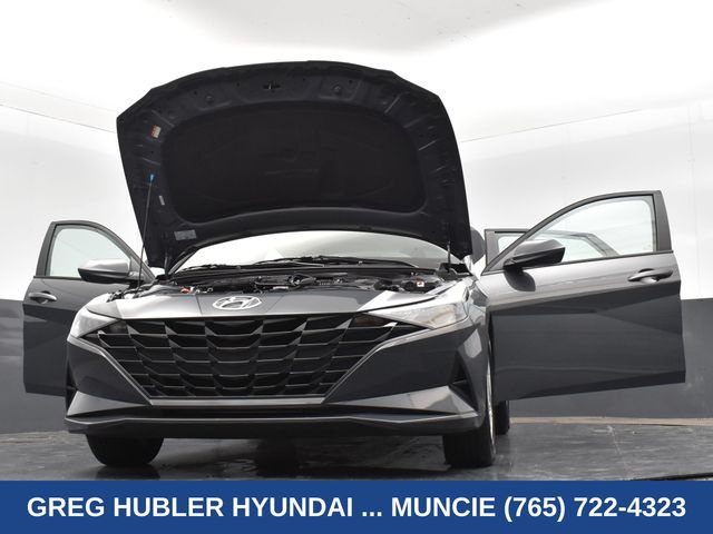 Used 2023 Hyundai Elantra SE FWD image 40