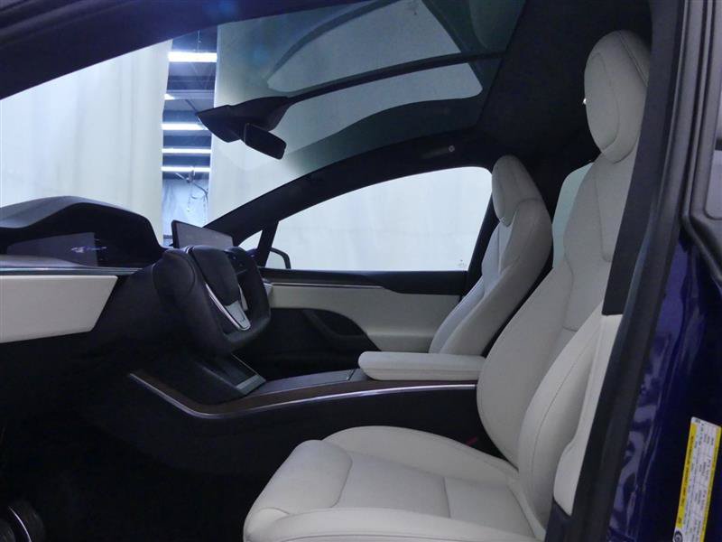 Used 2022 Tesla Model X AWD/4WD image 21