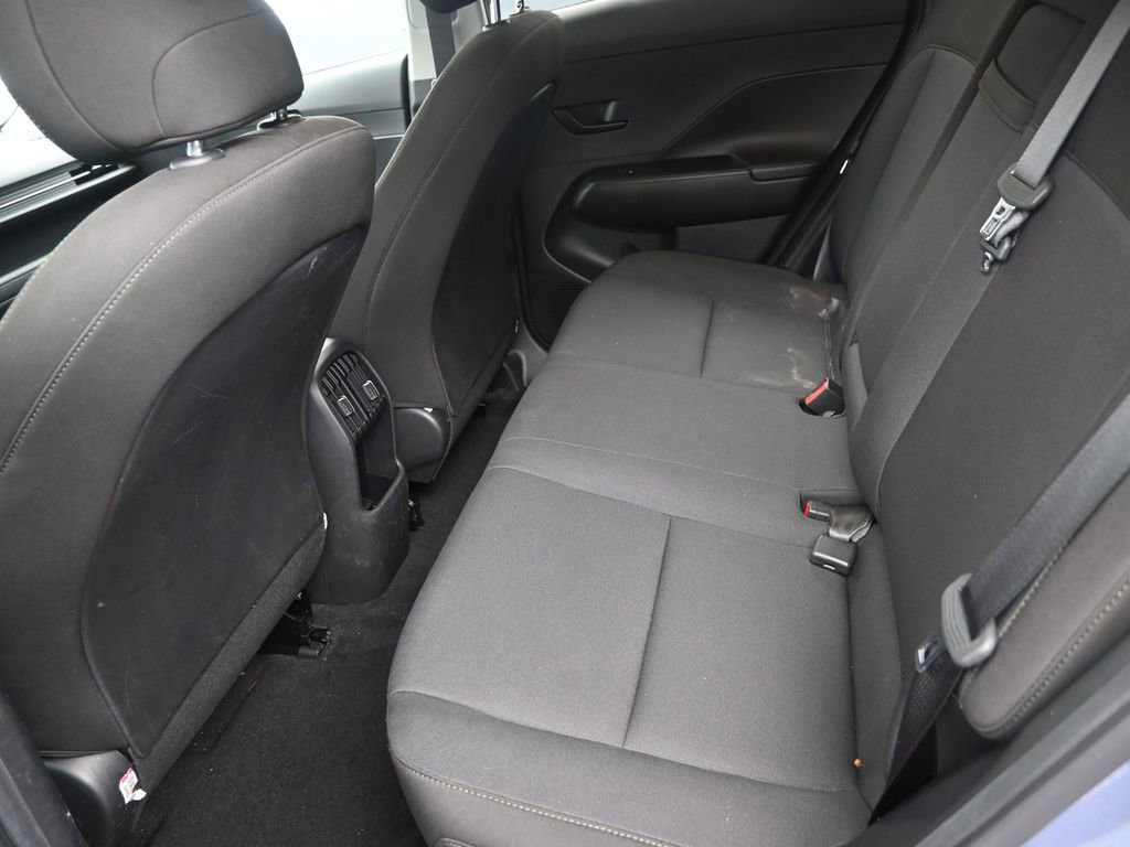 Used 2024 Hyundai Kona SEL image 11