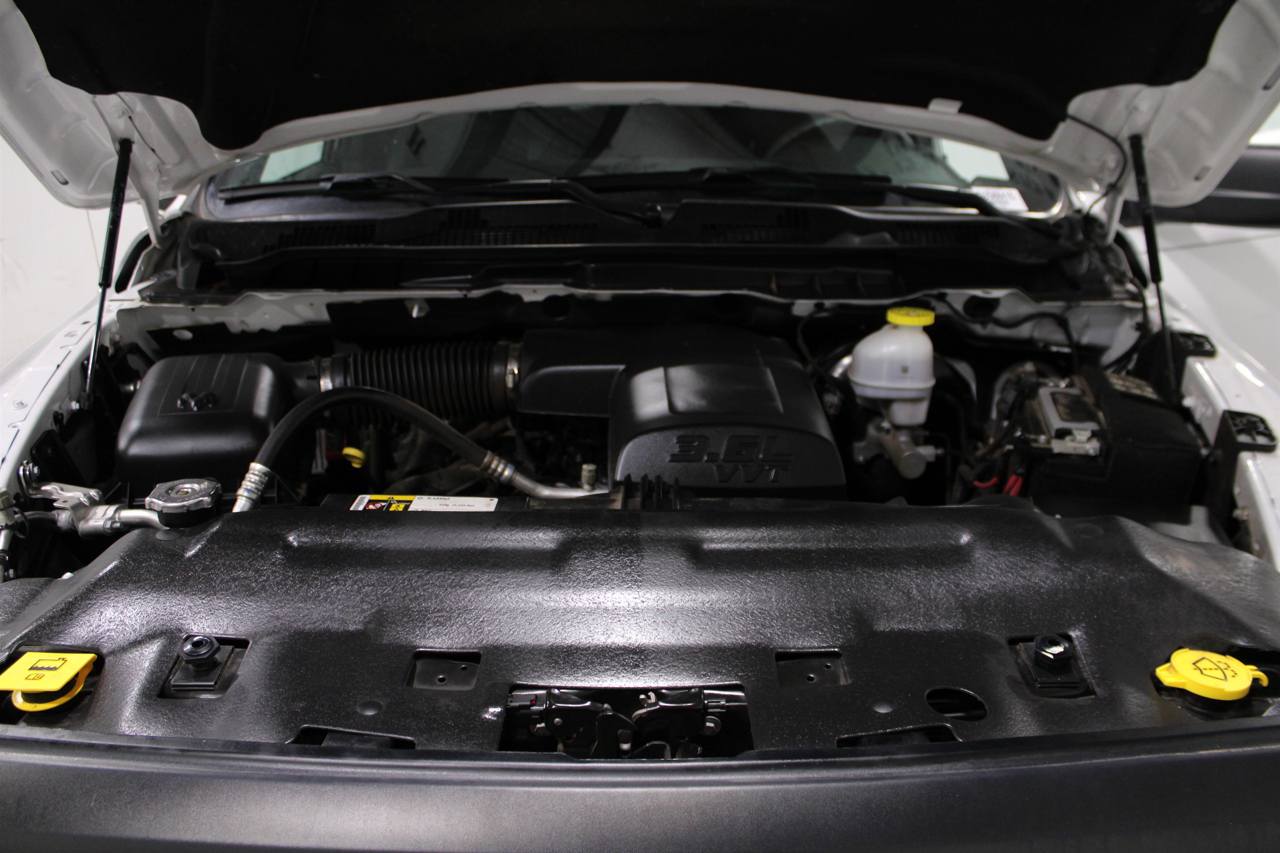 Used 2024 RAM 1500 Classic Warlock w/ Electronics Group image 33