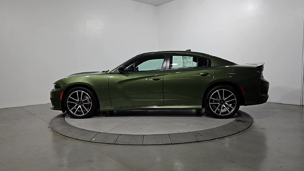 Used 2023 Dodge Charger R/T w/ Cold Weather Package RWD image 2