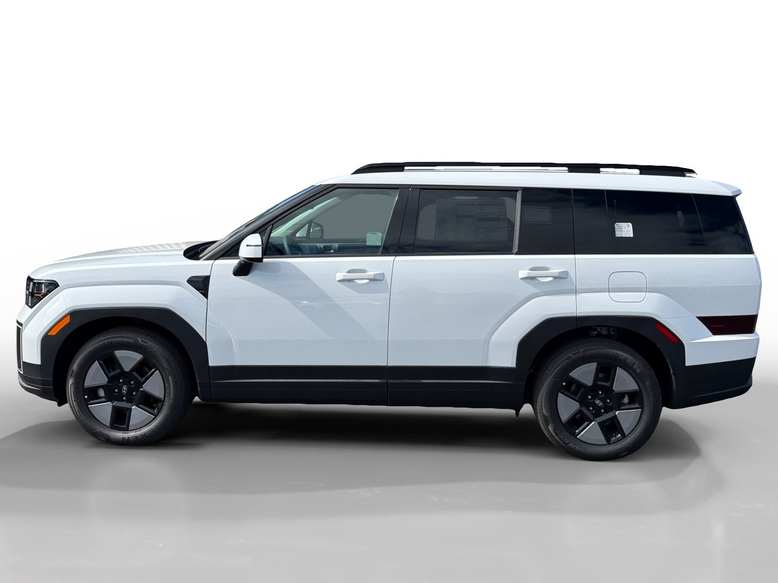 New 2026 Hyundai Santa Fe SEL FWD image 2