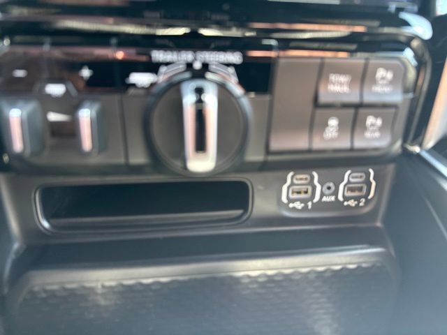 Used 2023 RAM 1500 Big Horn AWD/4WD image 56