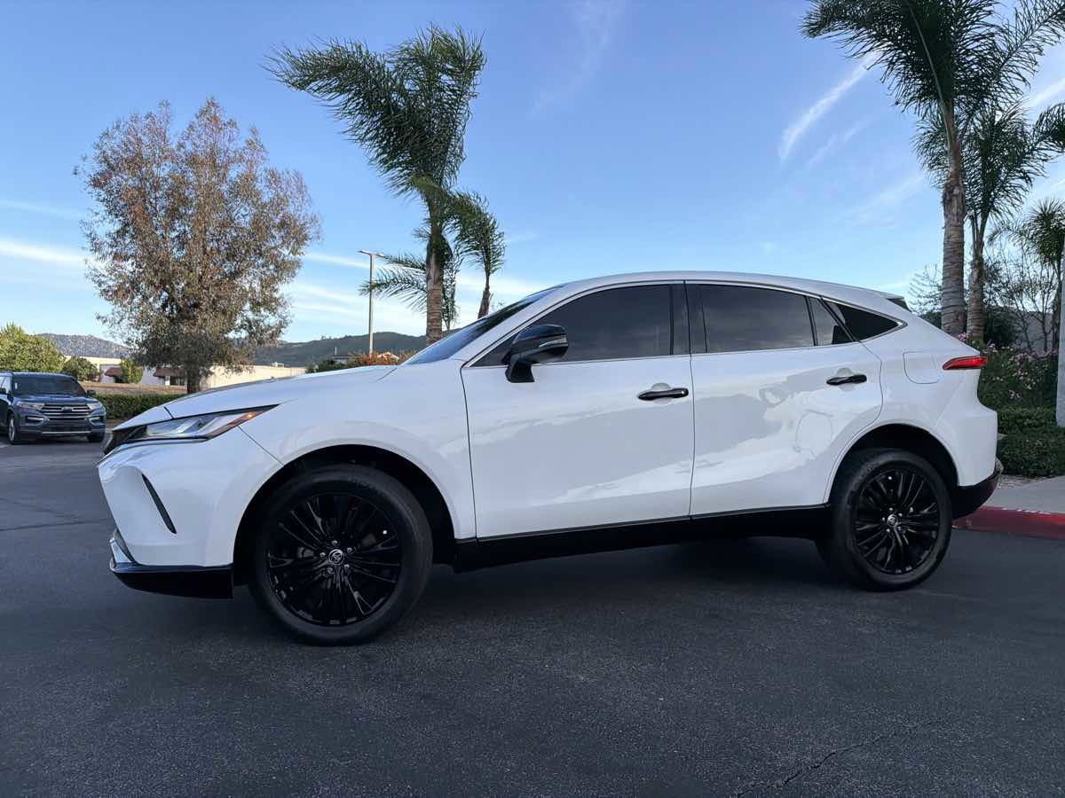 Used 2024 Toyota Venza Nightshade AWD/4WD image 17