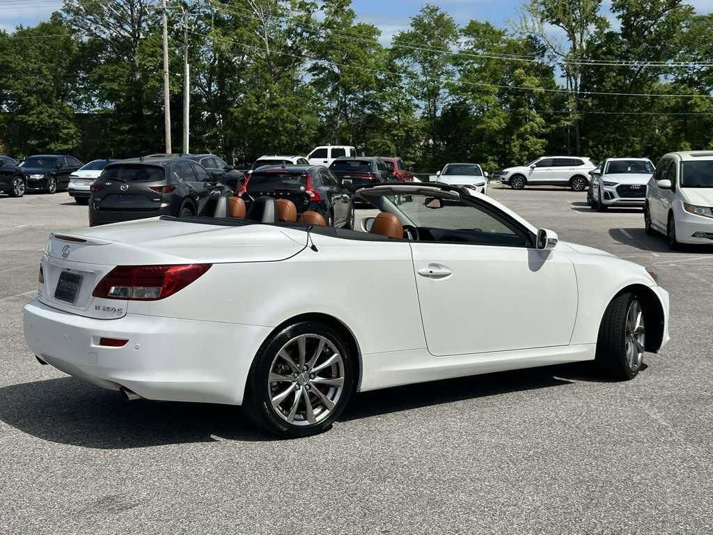 Used 2015 Lexus IS 250C w/ Luxury Package image 24