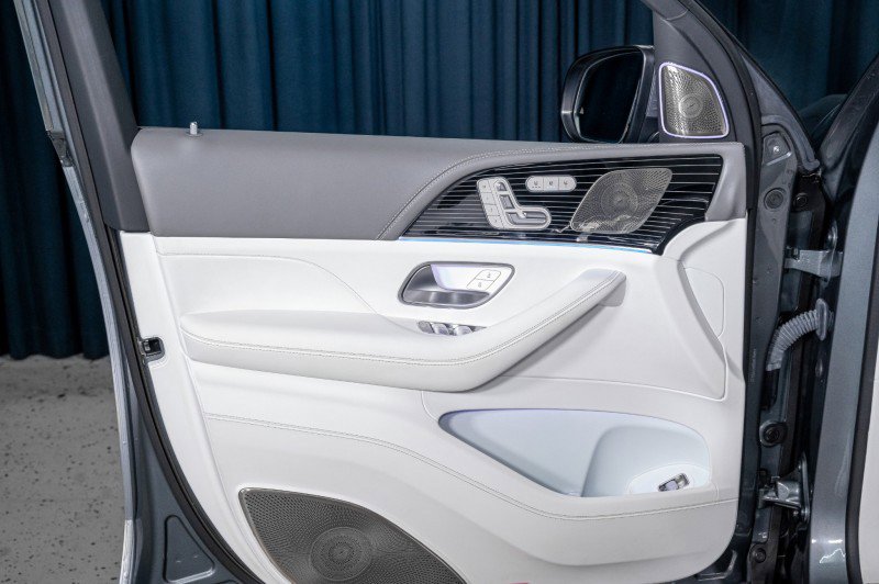 Certified 2023 Mercedes-Benz Maybach GLS 600 4MATIC image 12