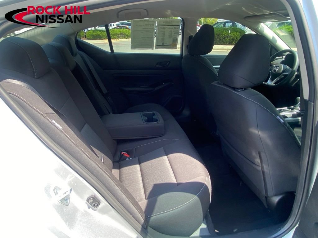 Used 2023 Nissan Altima 2.5 SV FWD image 34