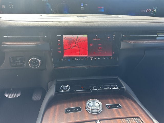 New 2026 Lincoln Navigator Black Label AWD/4WD image 17