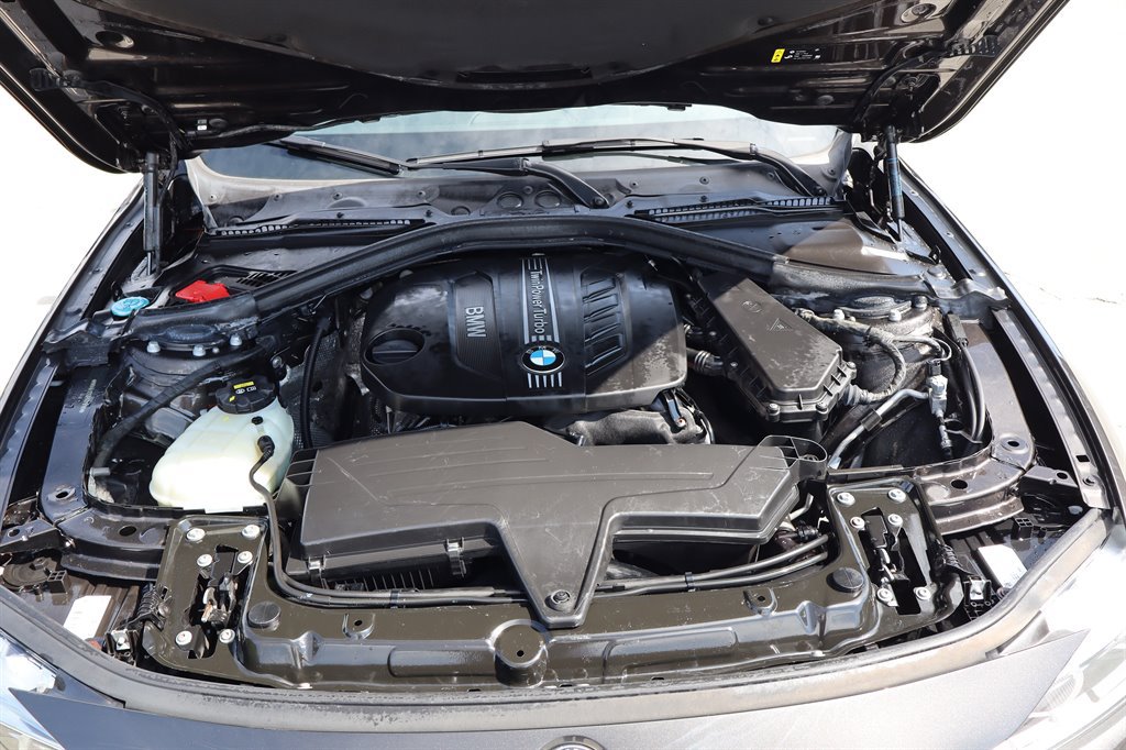 Used 2018 BMW 328d xDrive Wagon AWD/4WD image 48