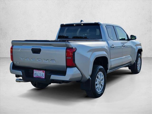 Certified 2026 Toyota Tacoma SR5 AWD/4WD image 5