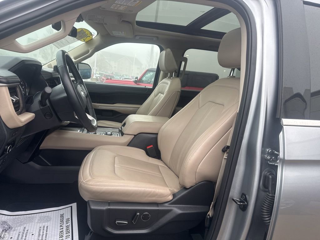 Used 2024 Ford Expedition Max Limited image 10