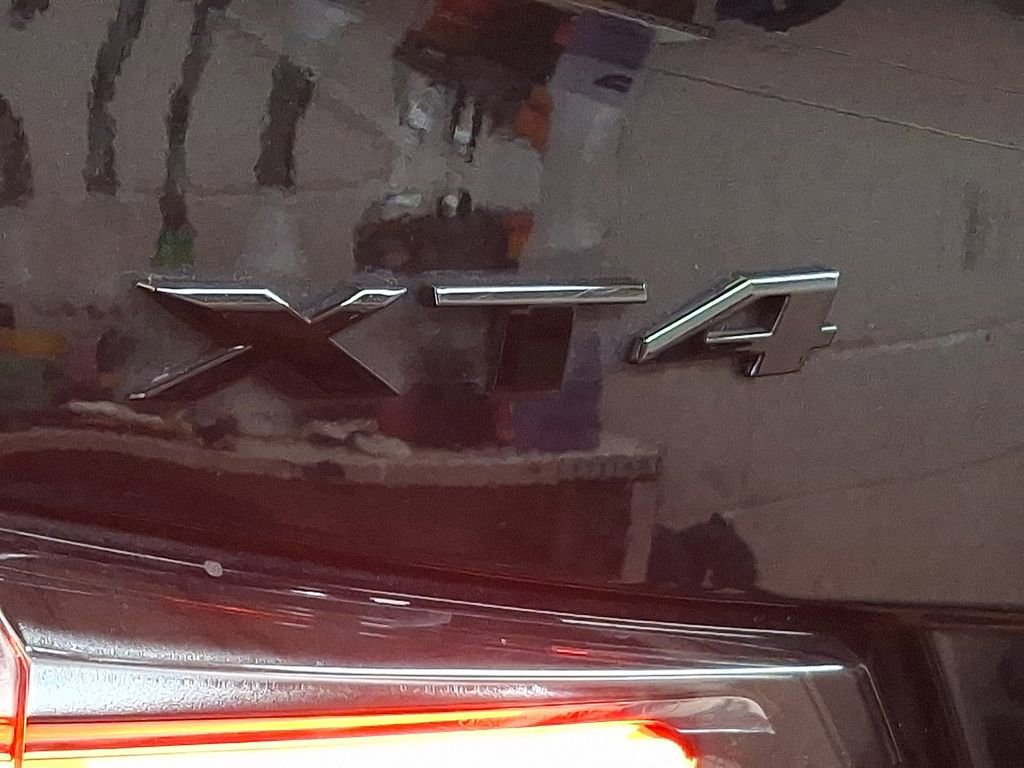 Used 2022 Cadillac XT4 Sport w/ LPO, Onyx Lite Package image 29