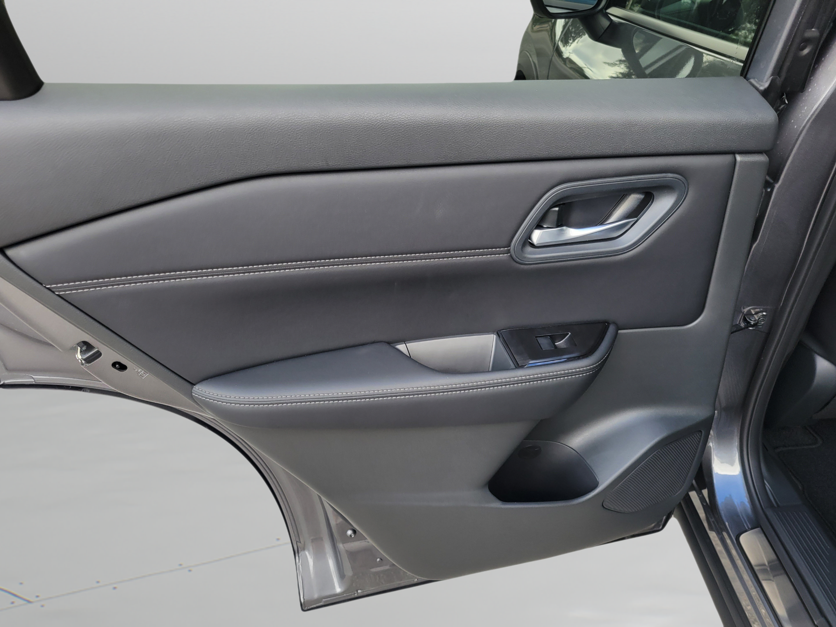New 2026 Nissan Rogue Dark Armor FWD image 9