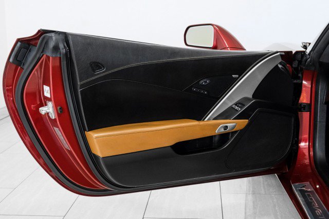 Used 2014 Chevrolet Corvette Stingray Convertible w/ 2LT Preferred Equipment Group image 38