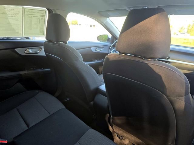 Used 2024 Kia Forte LXS image 32