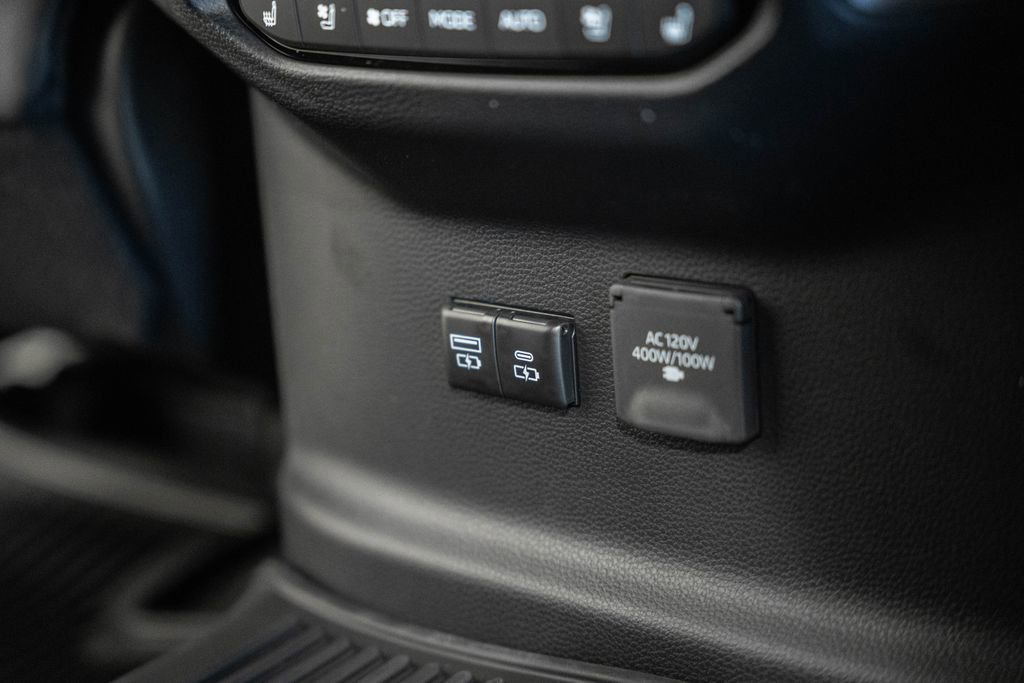 New 2026 Toyota Sequoia Platinum image 41