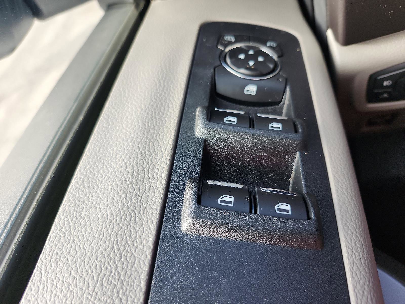 Used 2020 Ford F150 XLT image 19