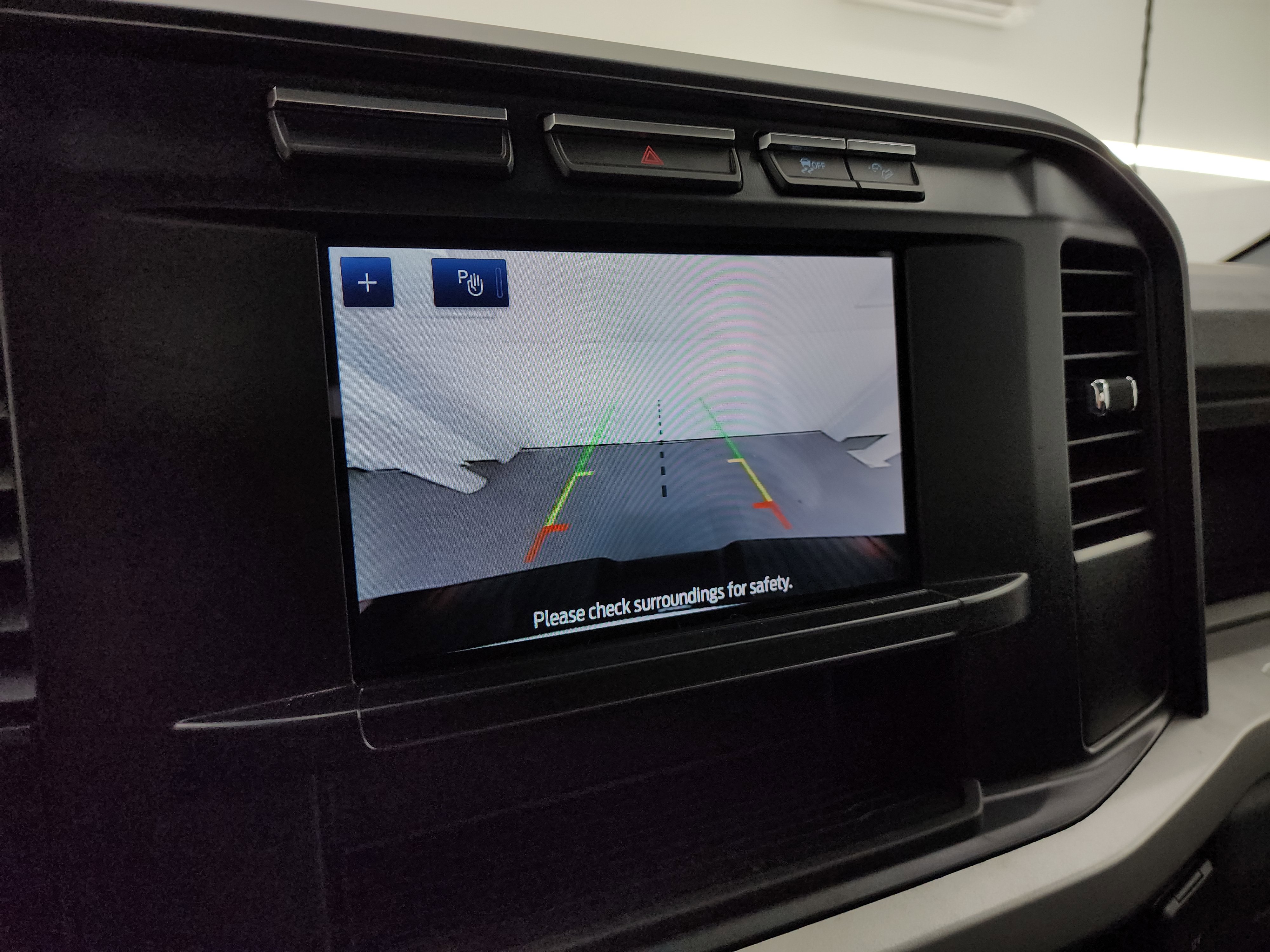 Used 2024 Ford F350 XL w/ FX4 Off-Road Package image 15