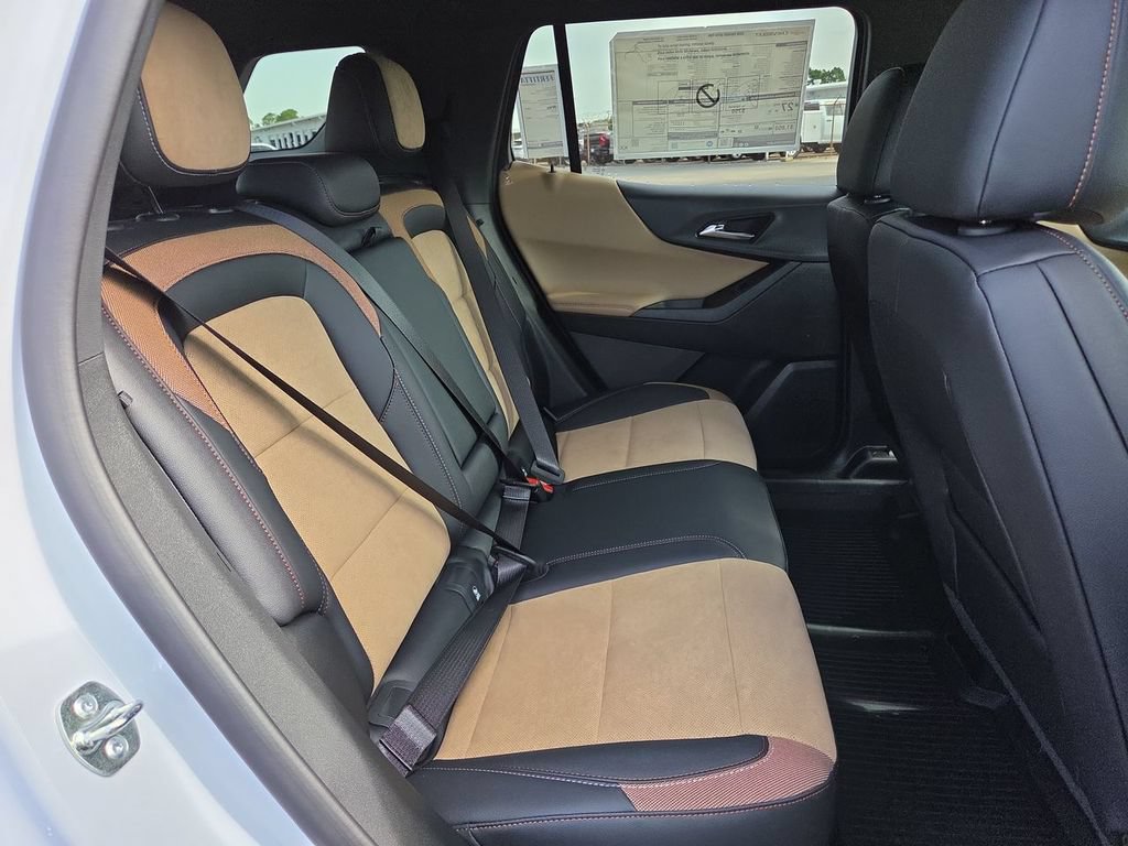New 2026 Chevrolet Equinox ACTIV FWD image 18