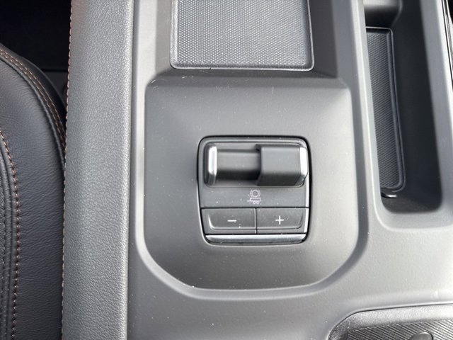 New 2026 GMC Sierra 2500 AT4 w/ AT4 Premium Plus Package image 9